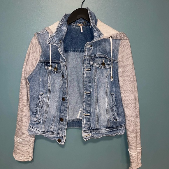 Free People Blue Hooded Distressed Denim Jean Jacket - Picture 2 of 4
